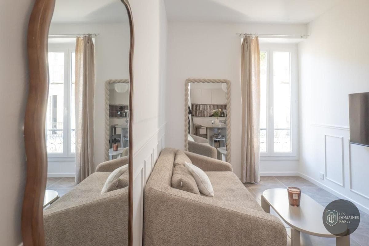 Espace intérieur de l'hôtel Centre Azur en Provence-Alpes-Côte d'Azur