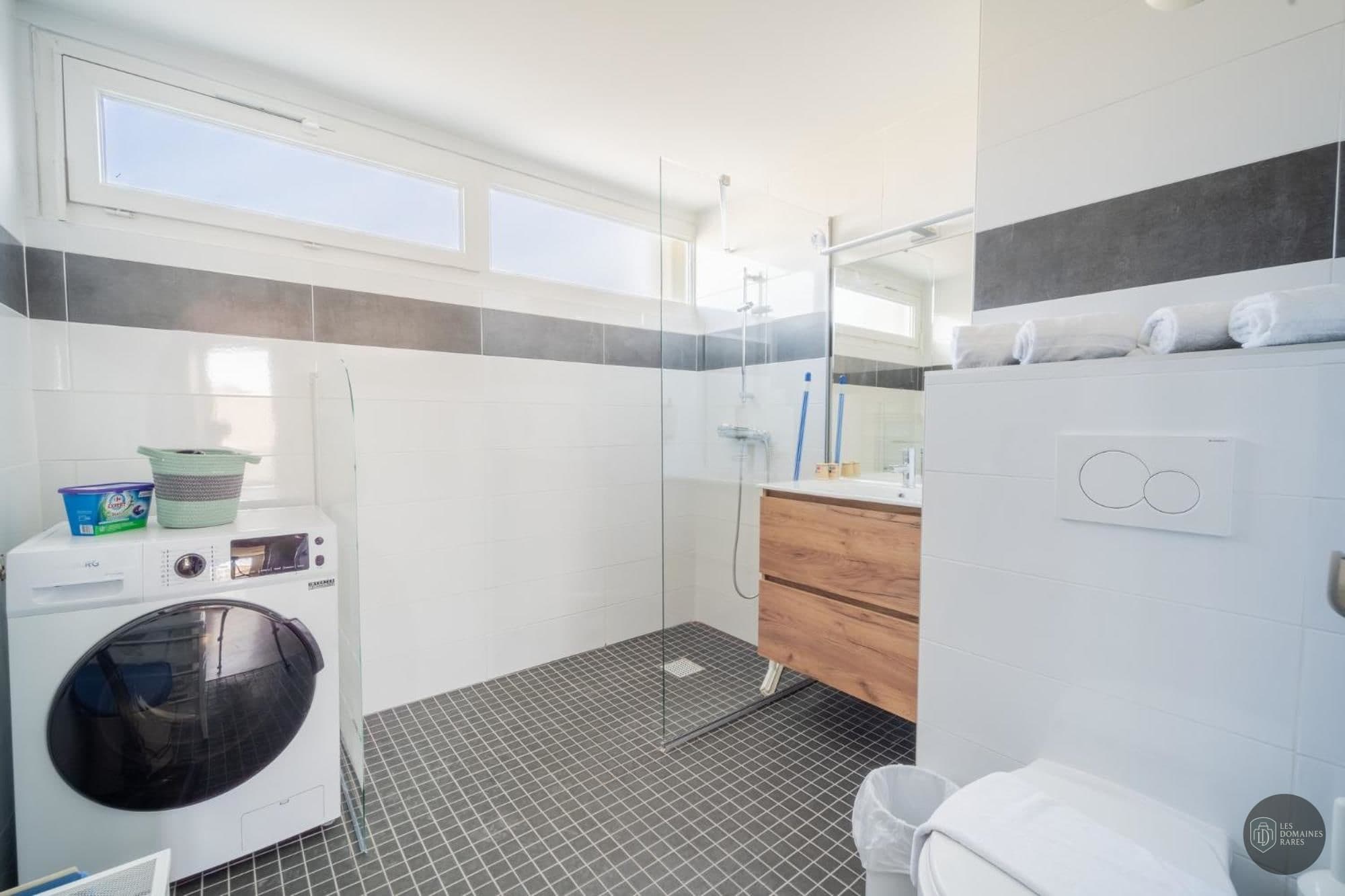 Salle de bain de l'hôtel Centre Jean XXIII en Auvergne-Rhône-Alpes