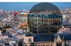 Vue extérieure du centre culturel Centre Pompidou à Paris en Île-de-France