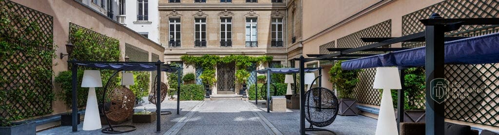 Vue extérieure de l'hôtel Cercle d'Aumale en Île-de-France