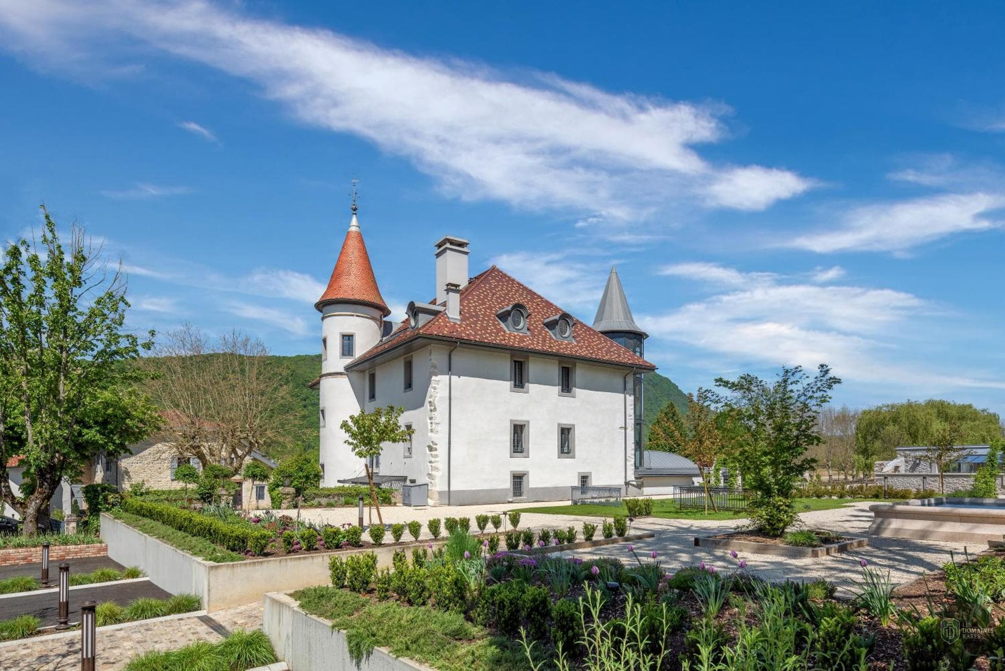 Vue extérieure du château Château Brachet en Auvergne-Rhône-Alpes