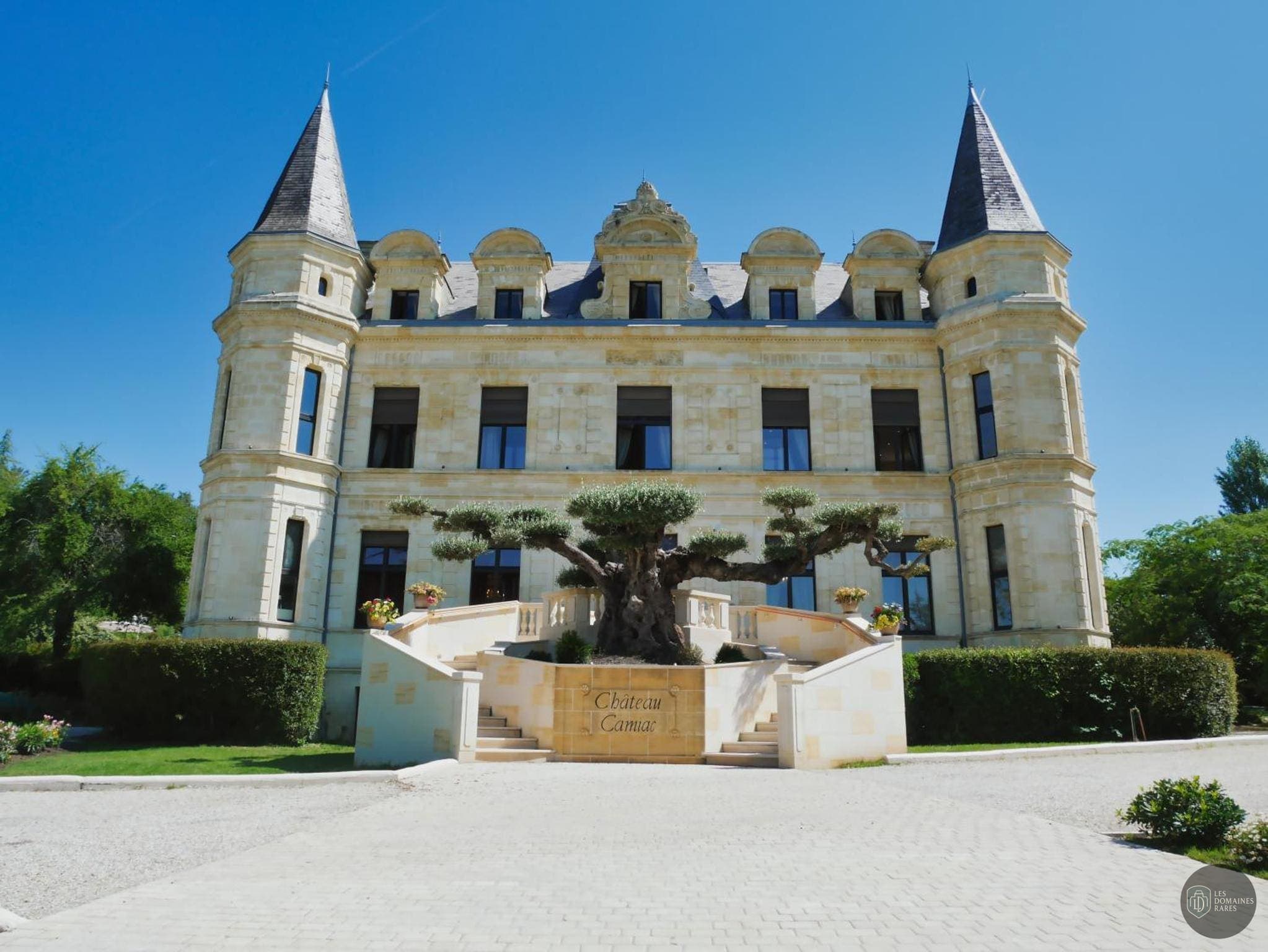 Vue extérieure du château Château Camiac à Créon en Nouvelle-Aquitaine