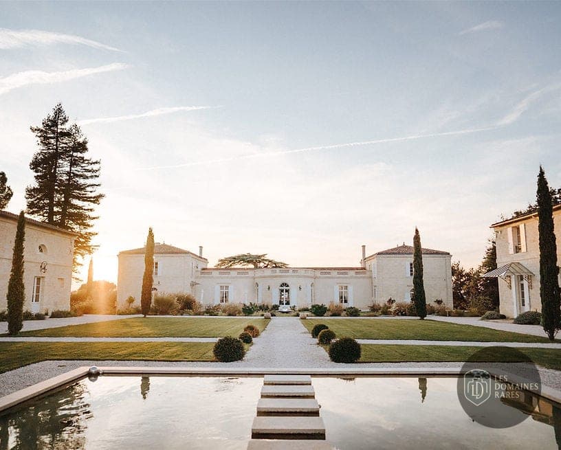 Vue extérieure du château Château Gassies en Nouvelle-Aquitaine
