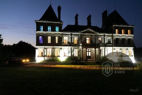 Vue extérieure du château Château L'Escale en Pays de la Loire
