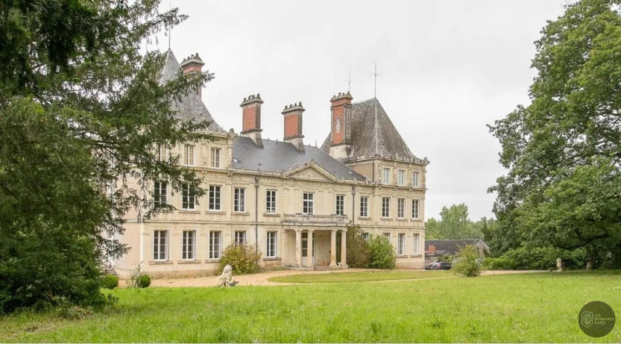 Vue extérieure du château Château L'Escale en Pays de la Loire