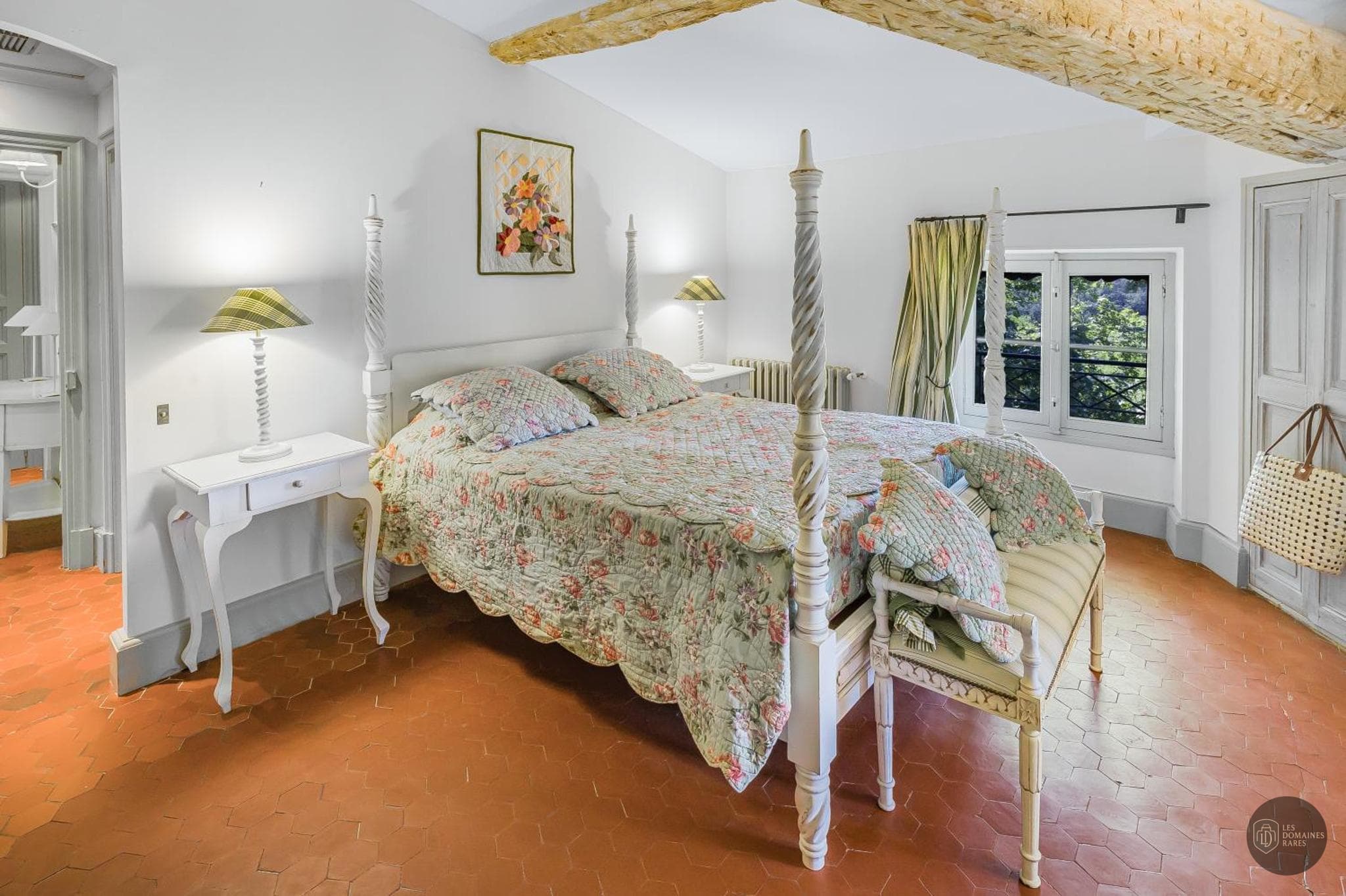 Vue extérieure du château Château Mentone en Provence-Alpes-Côte d'Azur