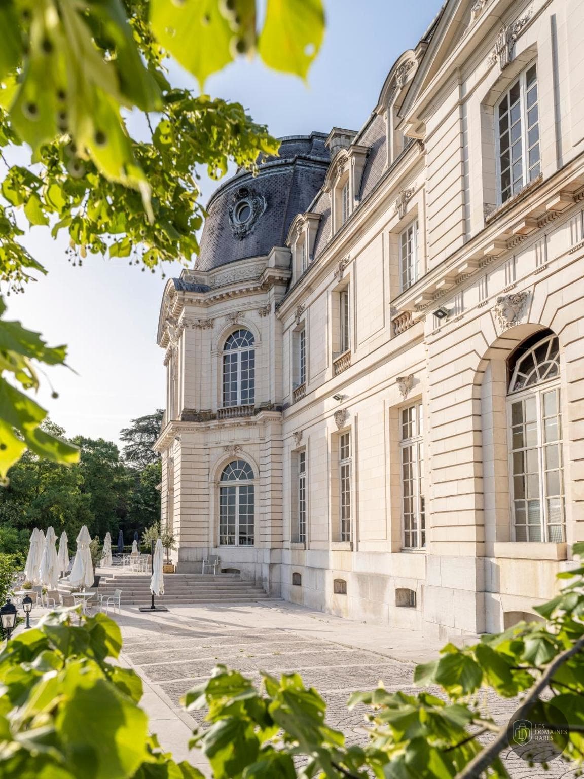 Vue du château Château d'Artigny en Centre-Val de Loire