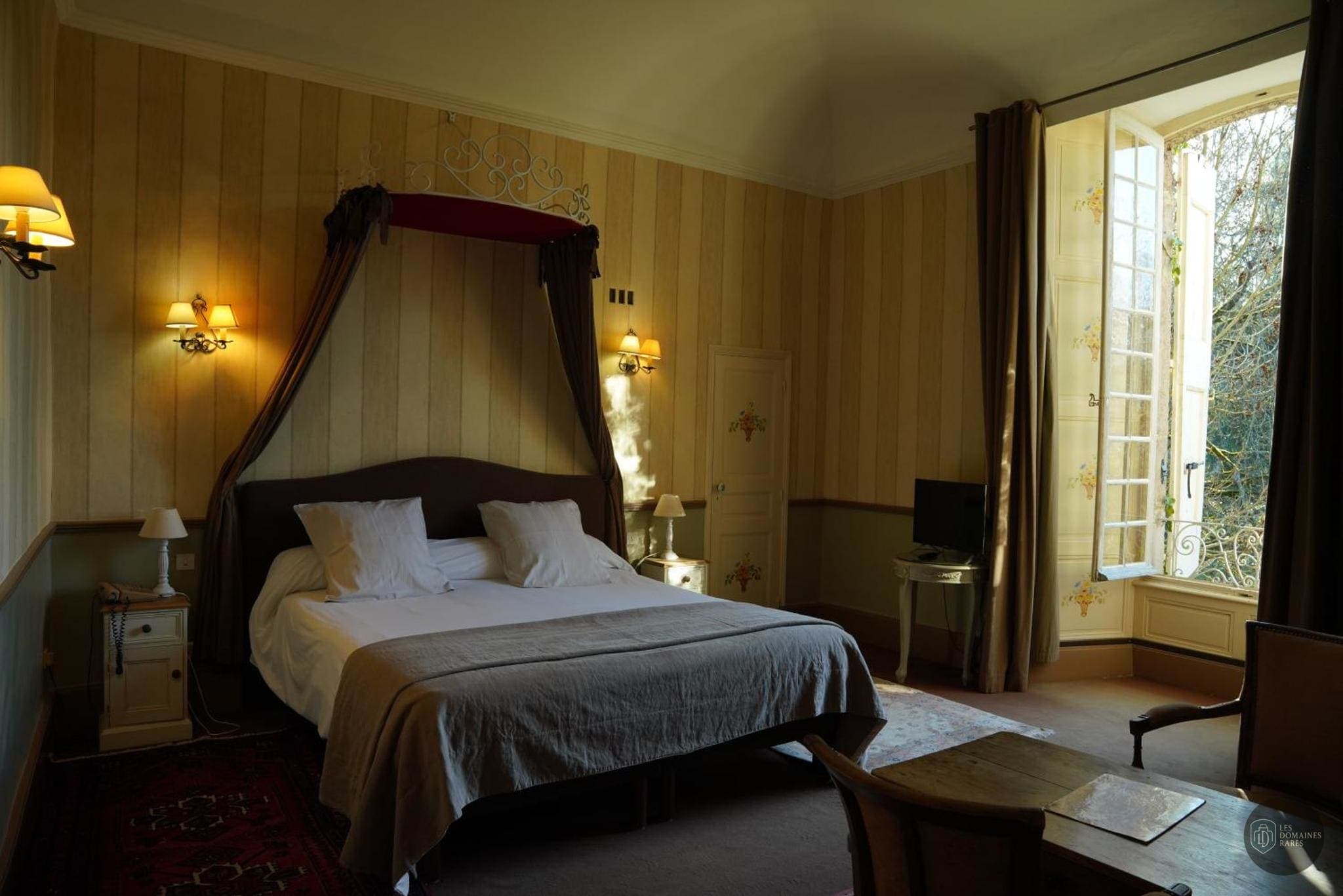 Chambre du château Château d'Ayres à Meyrueis en Occitanie