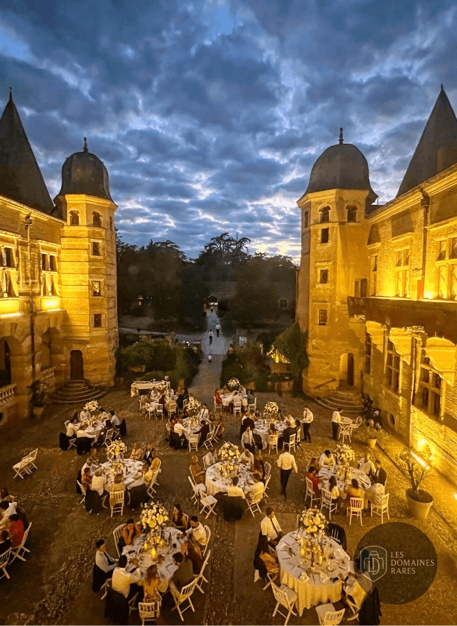 Restaurant du château Château de Caumont en Occitanie - séminaire cazaux-savès, france