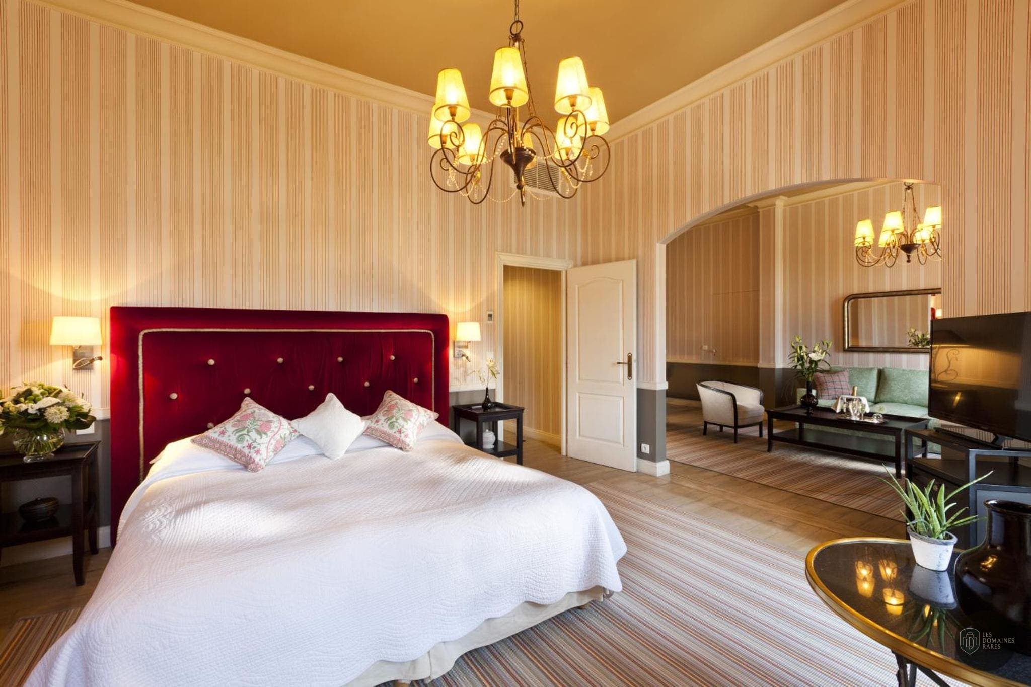 Chambre du château Château de Germigney en Bourgogne-Franche-Comté - séminaire jura (39)