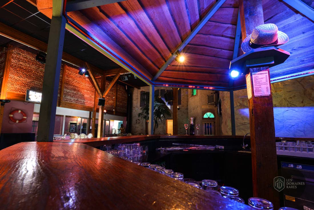 Restaurant du château Château de Nenon en Bourgogne-Franche-Comté - séminaire jura (39)
