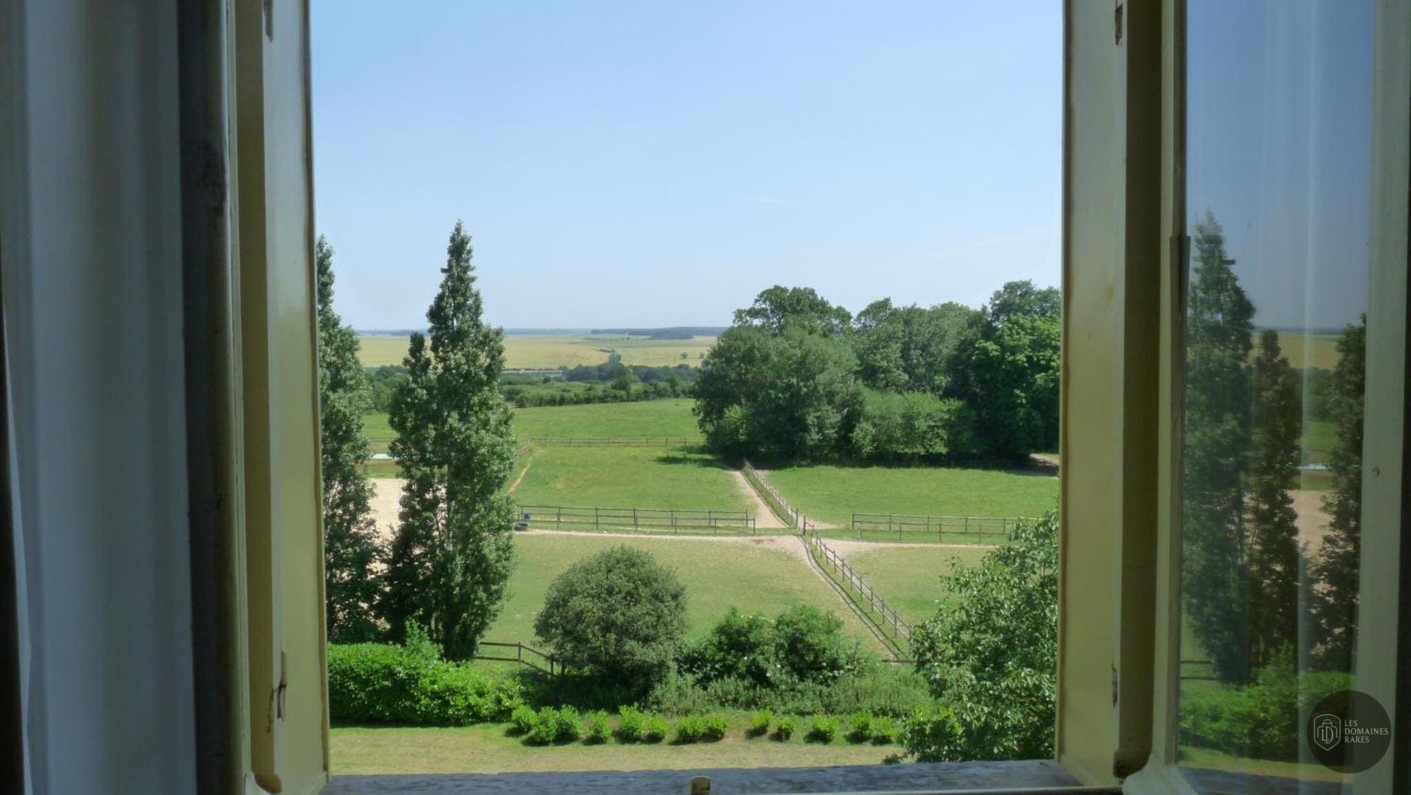 Vue du château Château de la Rapée en Normandie