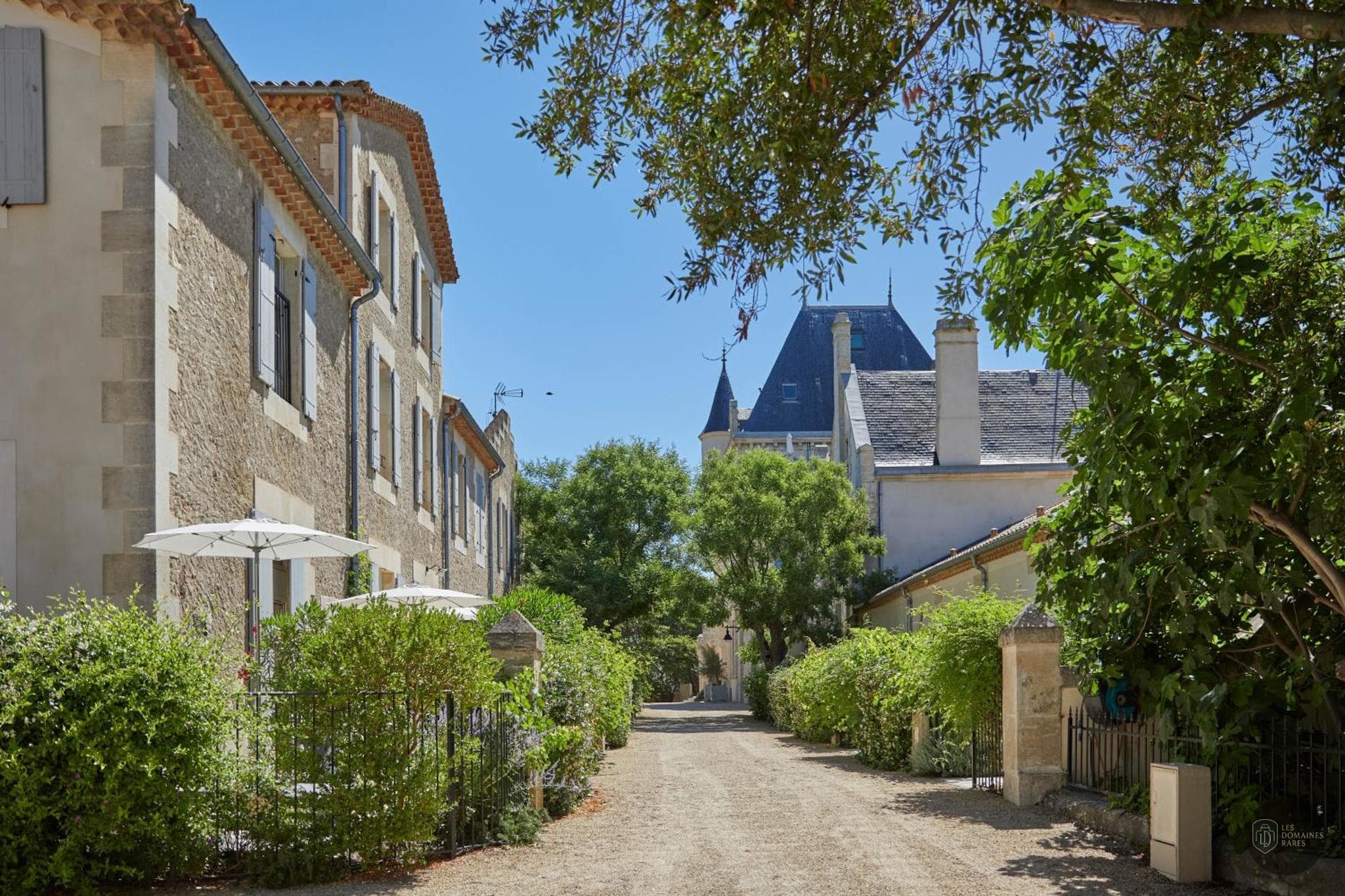 Vue du château Château les Bouysses à Mercuès en Occitanie
