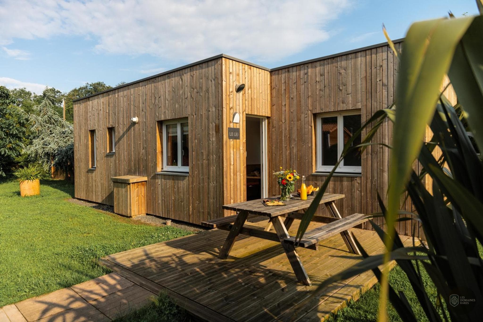 Vue extérieure de l'hôtel Chais de l'Epinay à Le en Pays de la Loire