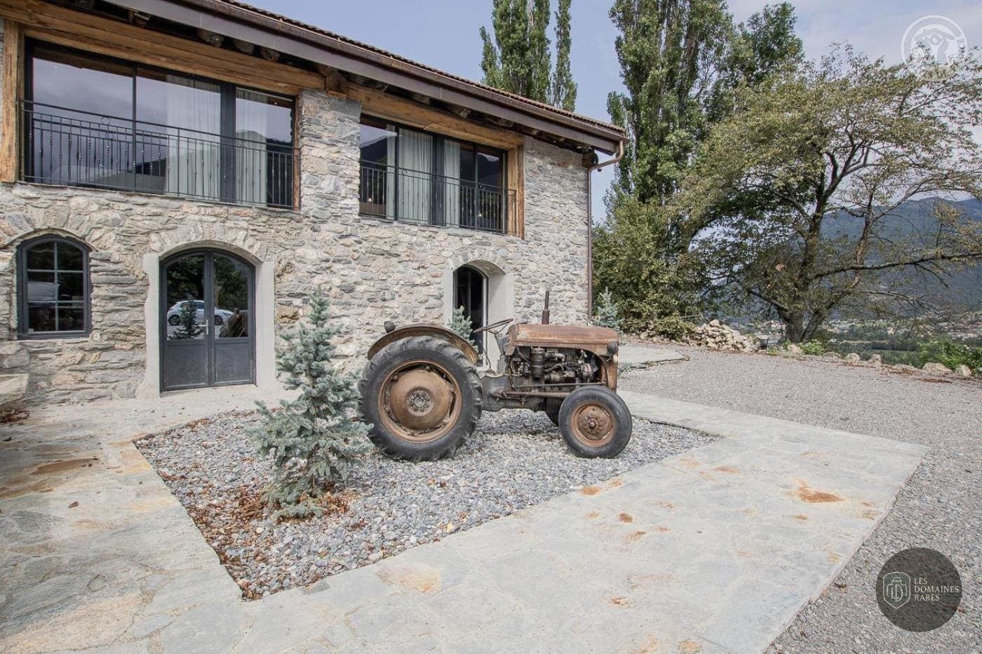 Chalet De L'Armanaz — Extérieur