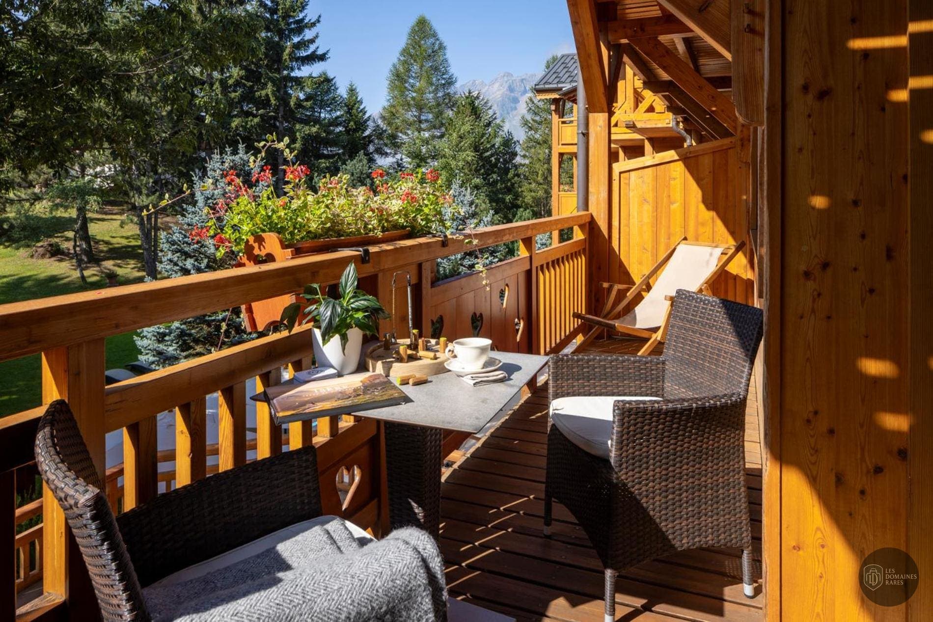 Vue extérieure de l'hôtel Chalet Mounier à Les en Auvergne-Rhône-Alpes