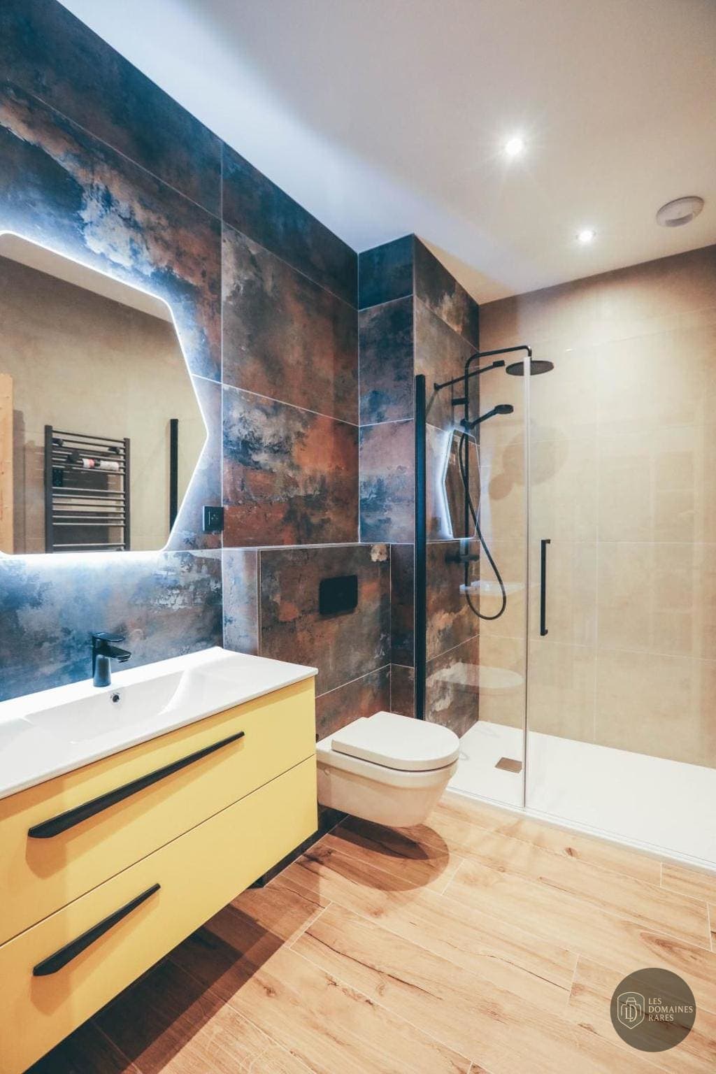 Salle de bain du moulin Chalet de la Villette à Déserts en Auvergne-Rhône-Alpes