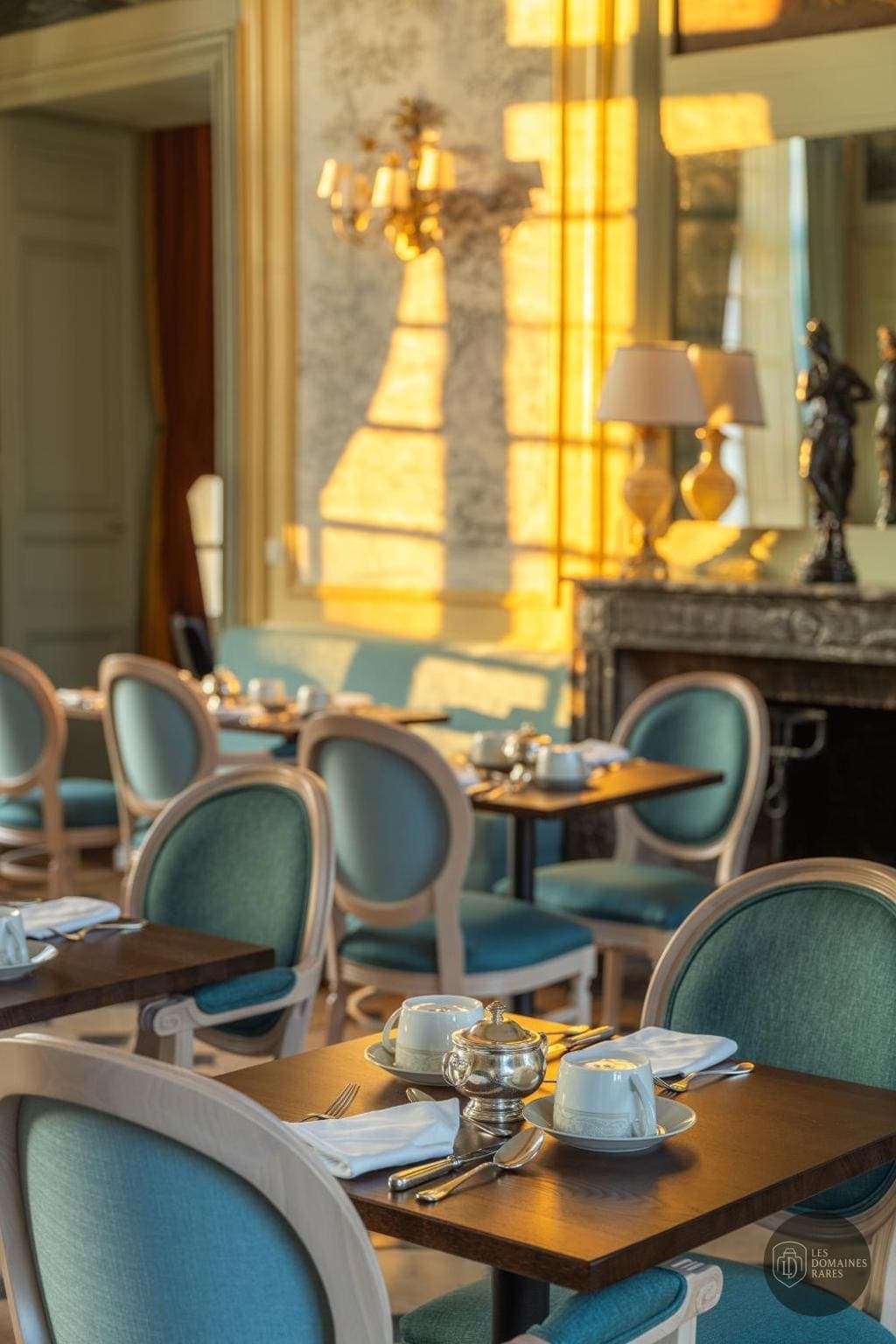 Vue extérieure du château Chateau d'Etoges à Toges en Grand Est