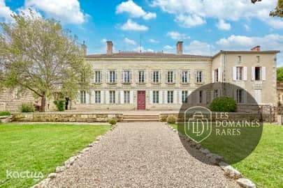 Vue extérieure du château Chateau de Beaupuy en Nouvelle-Aquitaine