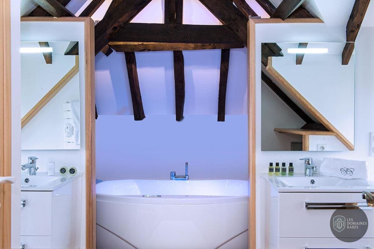 Vue extérieure du château Chateau de Cocove en Hauts-de-France