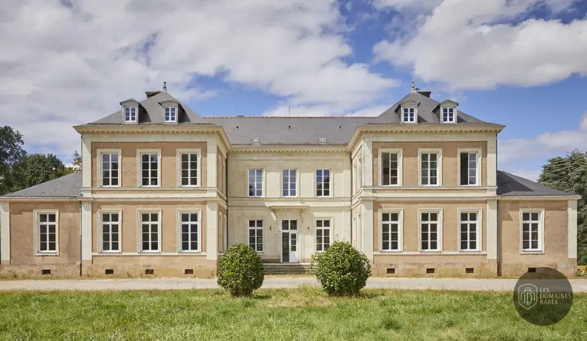 Vue extérieure du château Chateau de Cop Choux en Pays de la Loire