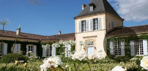 Vue extérieure du château Chateau de Reignac en Centre-Val de Loire