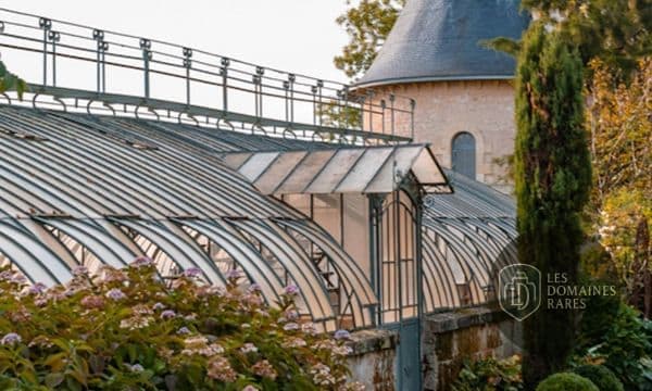 Vue extérieure du château Chateau de Reignac en Centre-Val de Loire