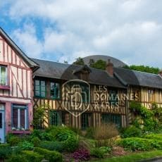 Maisons à colombages avec jardin