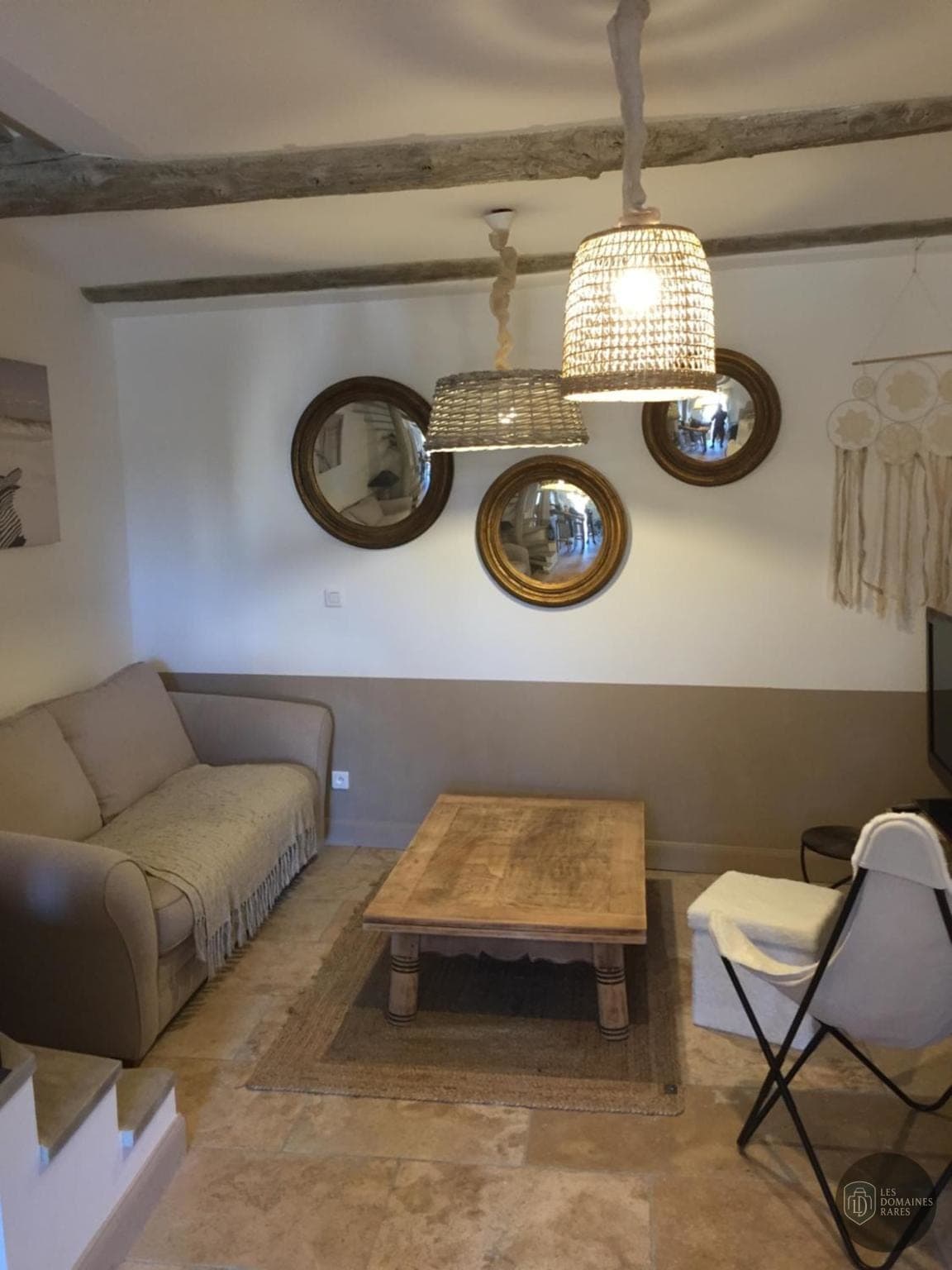 Espace intérieur de l'hôtel Chel'Enzo à Auterive en Occitanie