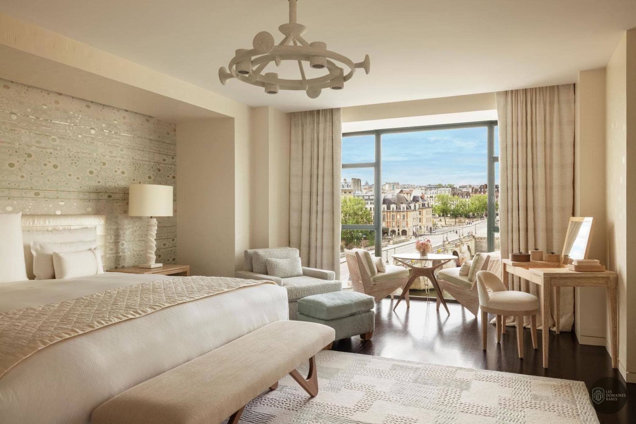 Chambre de l'hôtel Cheval Blanc Paris à Paris en Île-de-France - séminaire paris