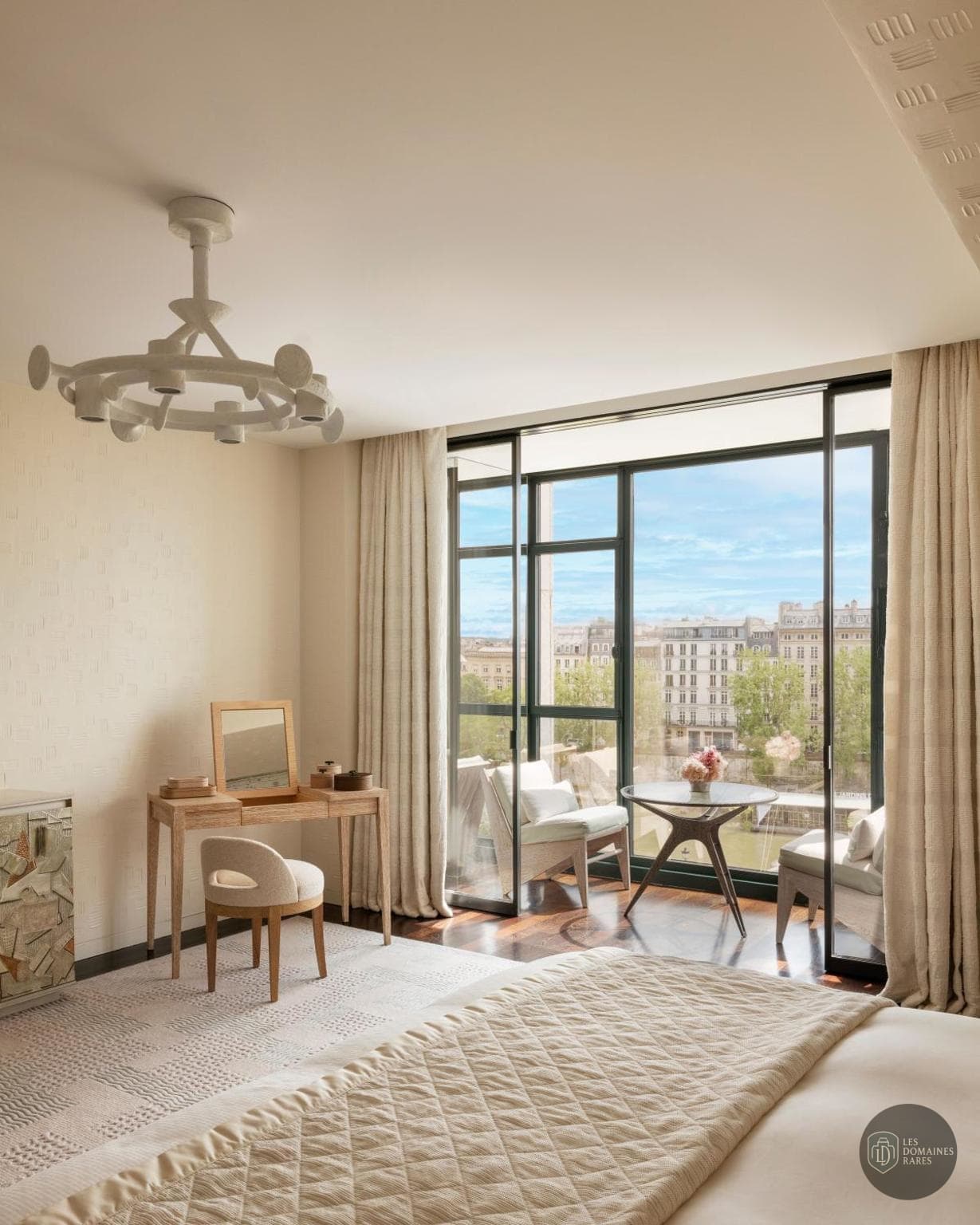 Chambre de l'hôtel Cheval Blanc Paris à Paris en Île-de-France