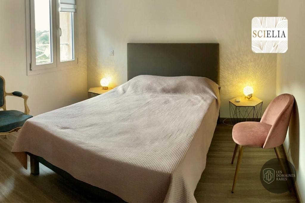 Chambre du moulin Chez Françoise à Paris en Île-de-France
