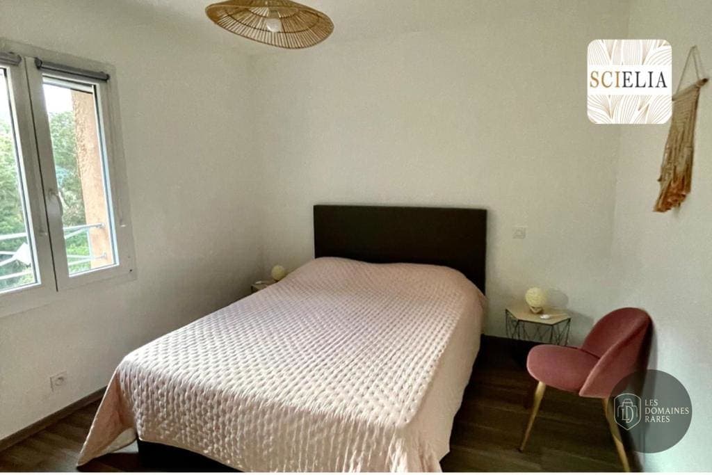 Chambre du moulin Chez Françoise à Paris en Île-de-France