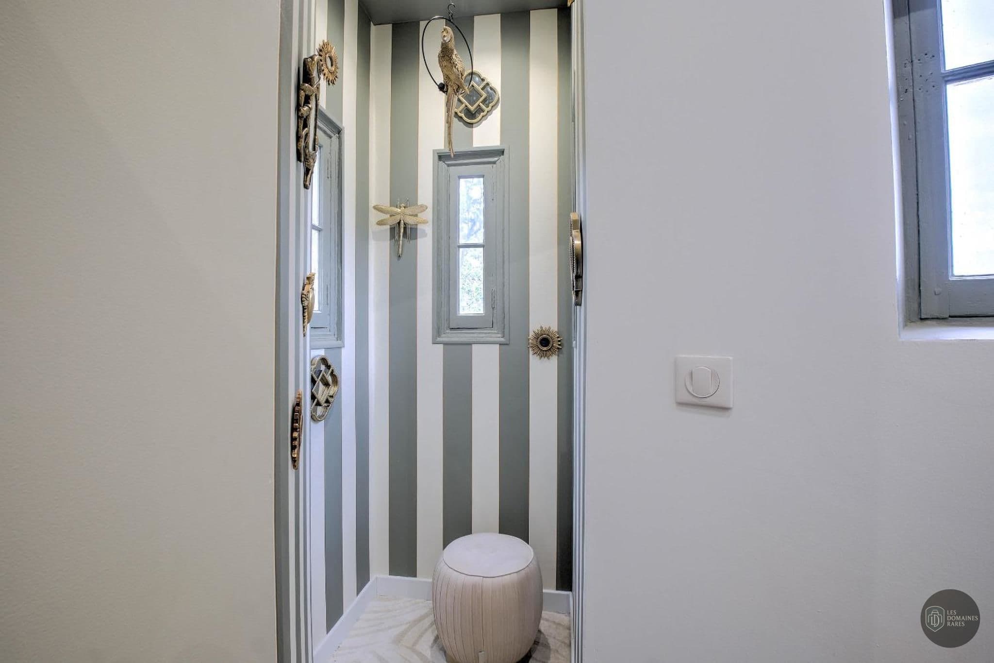 Salle de bain de l'hôtel Chez Jeannette à Fixin en Bourgogne-Franche-Comté