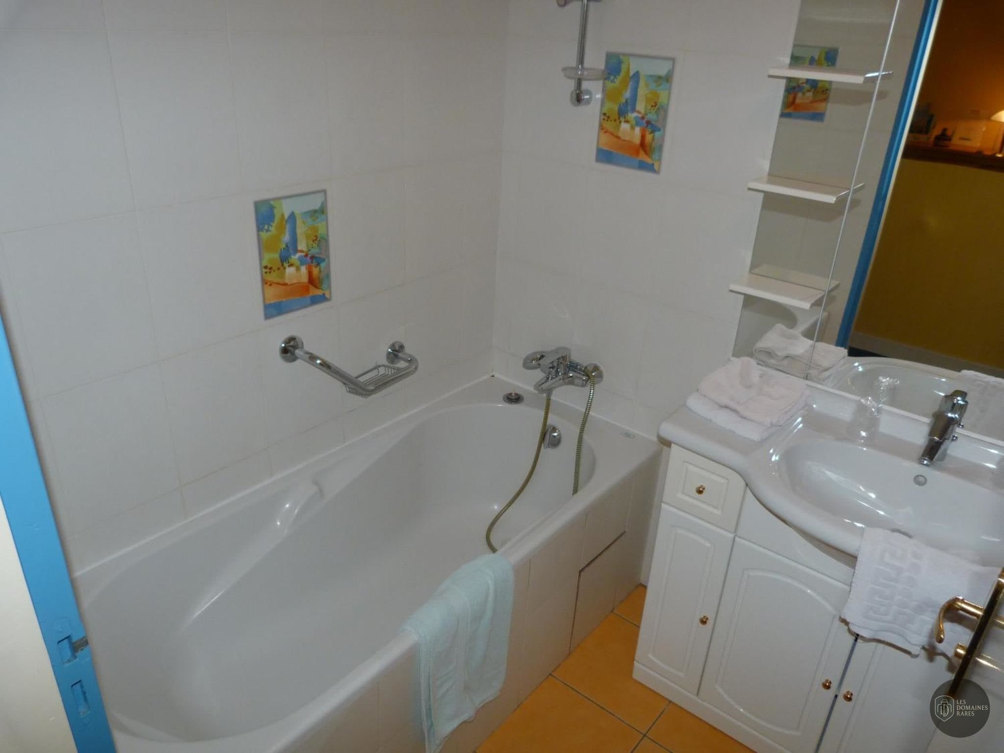 Salle de bain du lieu Chez Michel Forever à Paris en Île-de-France