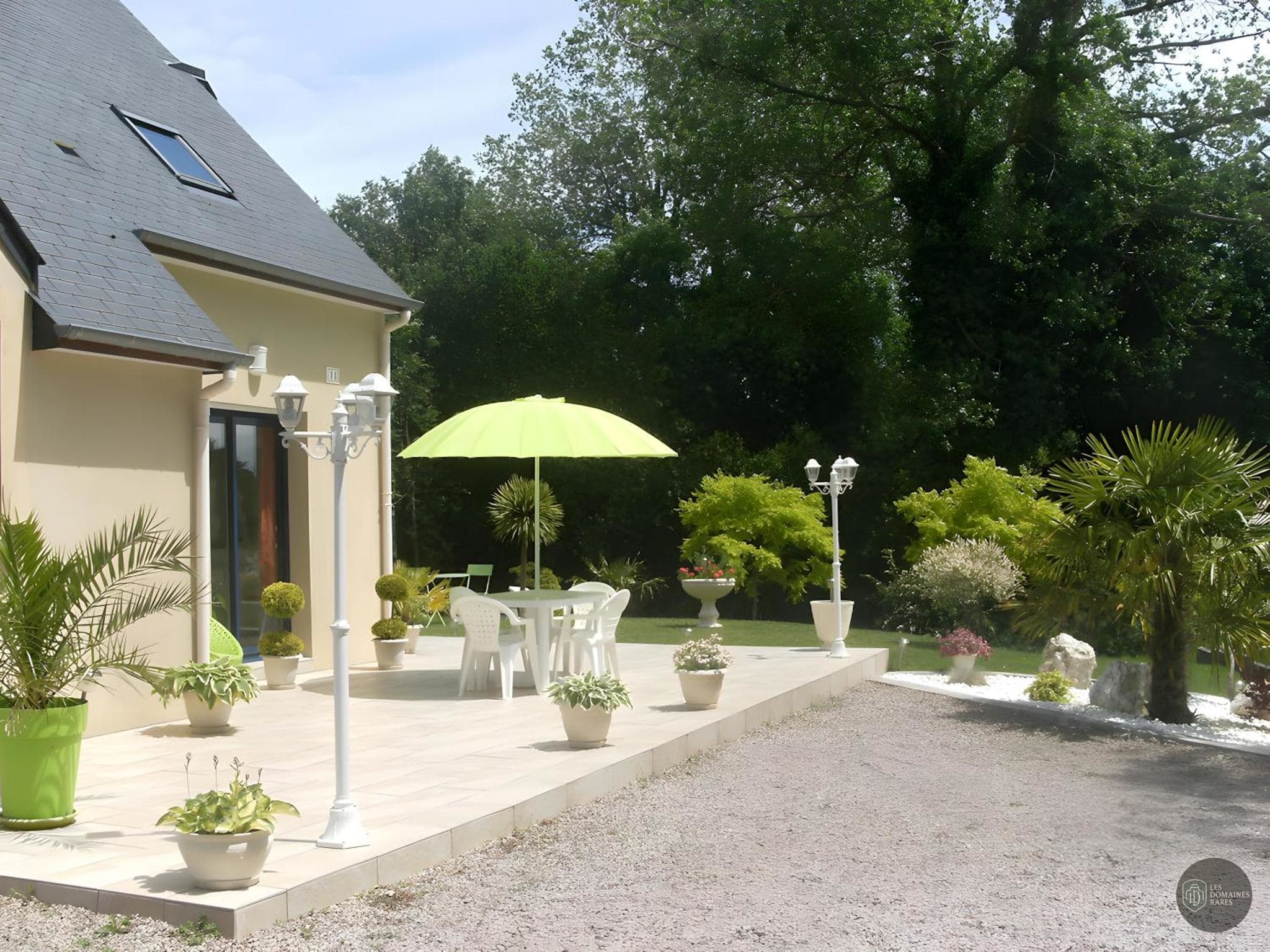 Vue extérieure du lieu Chez Mireille à Le en Hauts-de-France