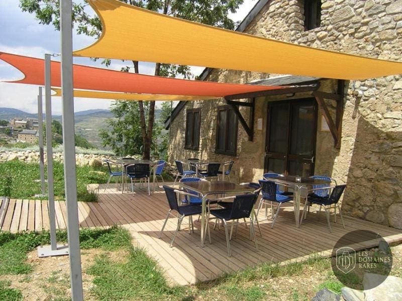 Chez Planes — Extérieur
