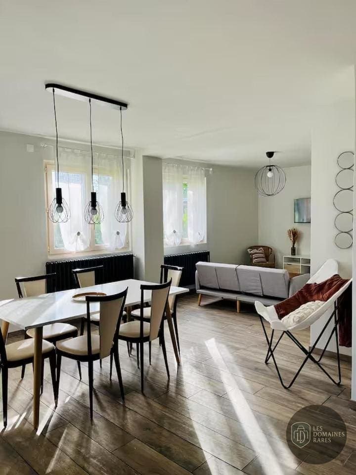 Espace intérieur du lieu Chez Yvonne à Strasbourg en Grand Est