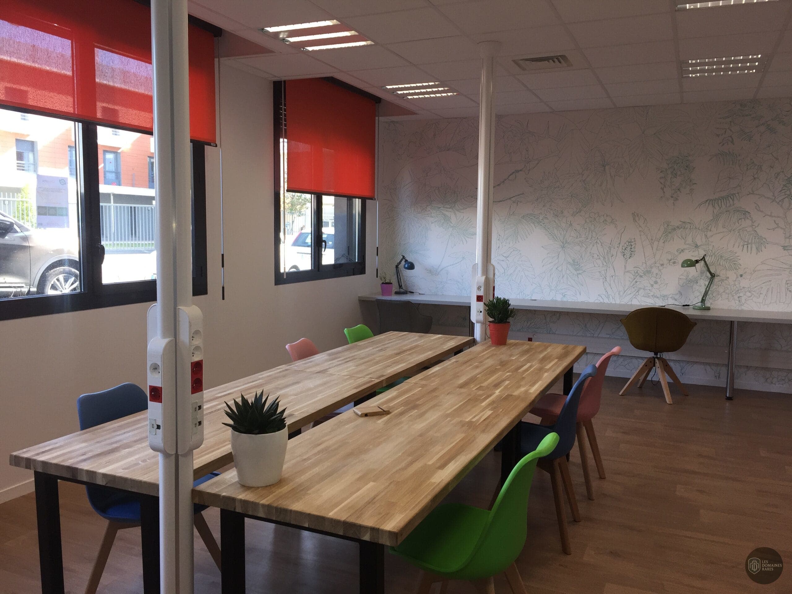 Salle de réunion 4 de l'espace de coworking Chlorofeel à Meyzieu en Auvergne-Rhône-Alpes