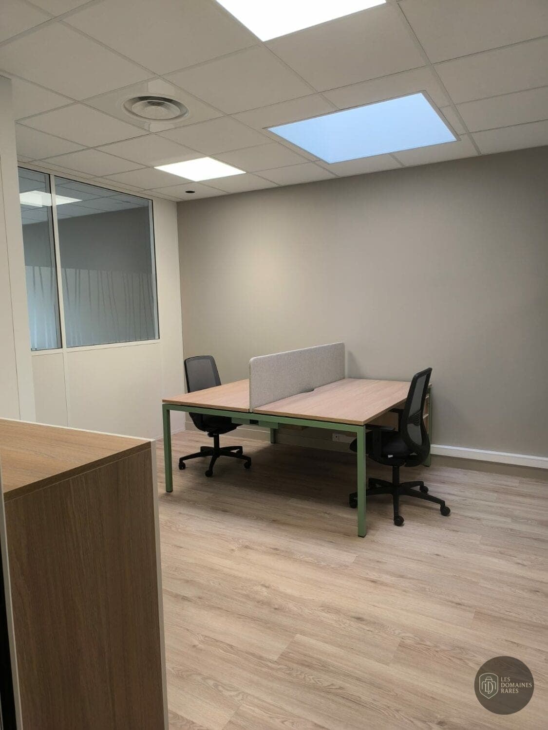 Salle de réunion 7 de l'espace de coworking Chlorofeel à Meyzieu en Auvergne-Rhône-Alpes