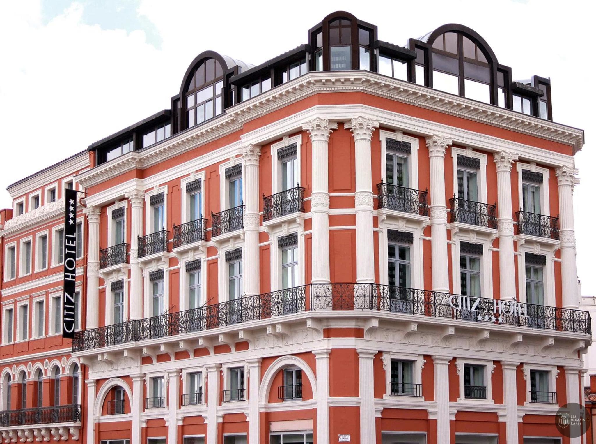 Vue extérieure de l'hôtel Citiz Hôtel à Toulouse en Occitanie