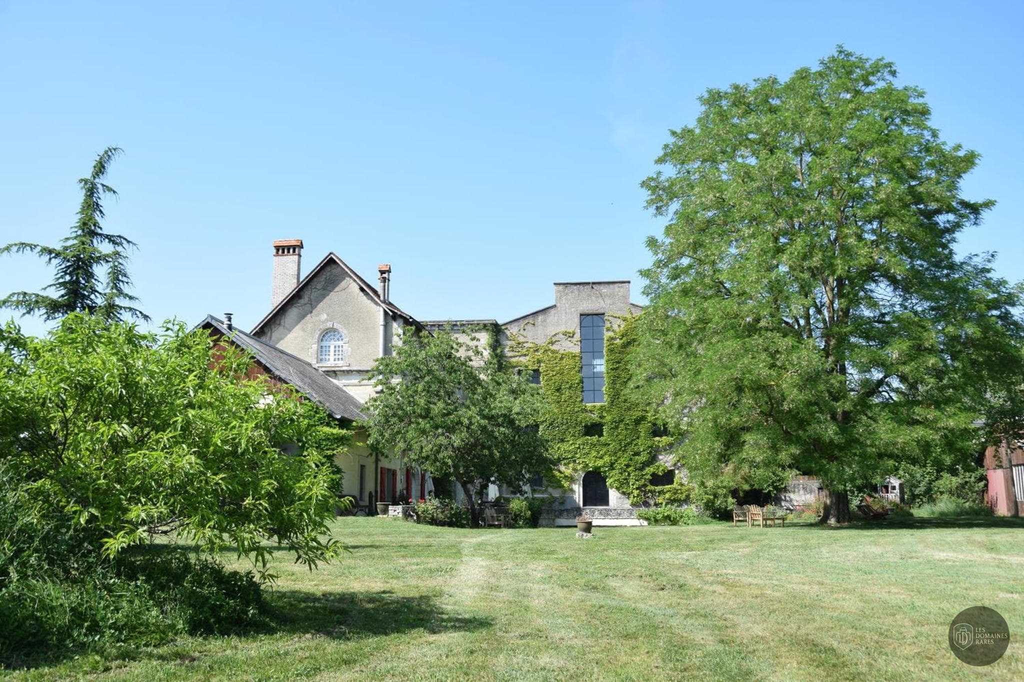 Clan Destin — Extérieur