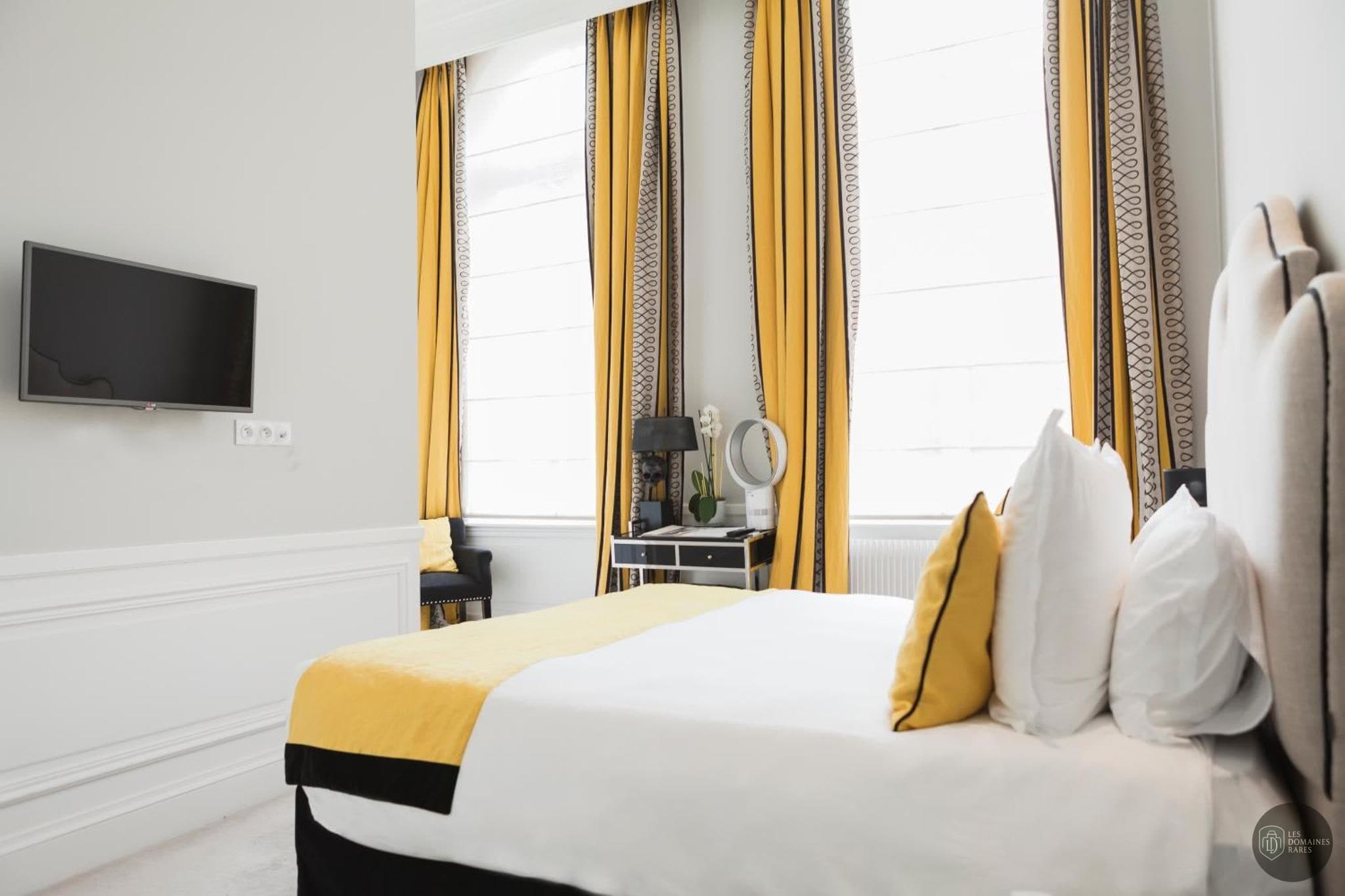 Vue extérieure de l'hôtel Clarance Hôtel à Lille en Hauts-de-France