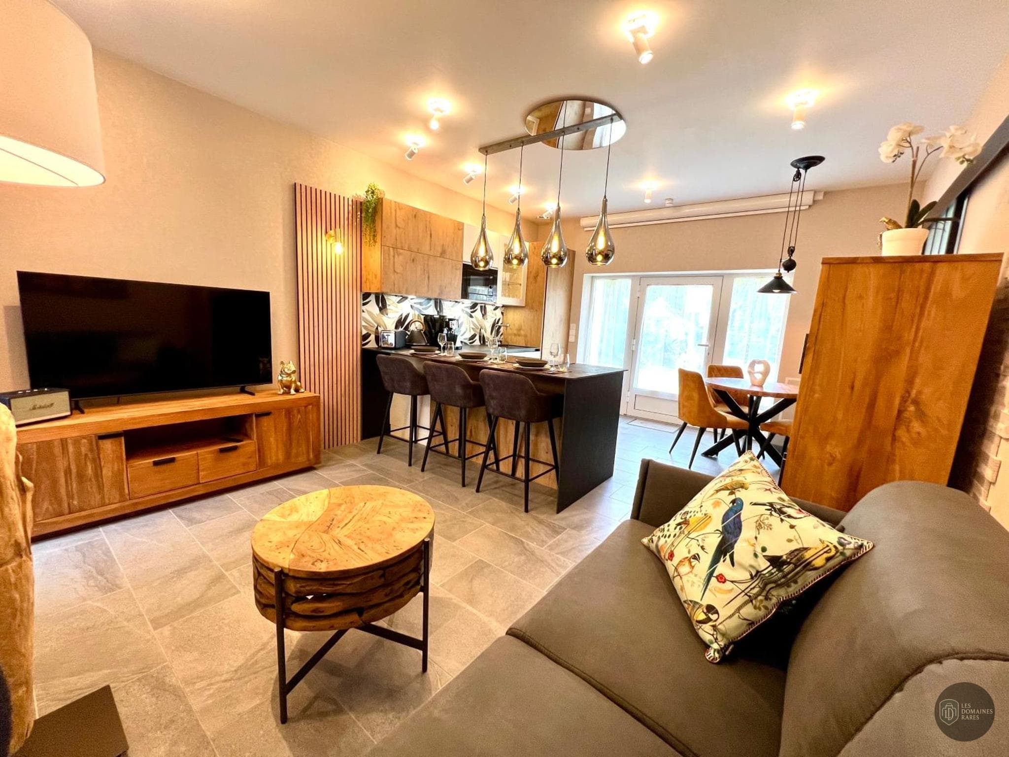 Espace intérieur du lieu Clos Saint-Lubin en Île-de-France