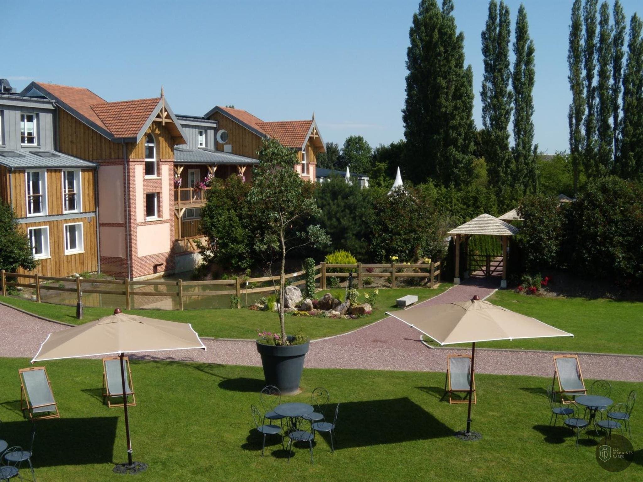Vue extérieure du lieu Clos Vaupaliere à La en Normandie