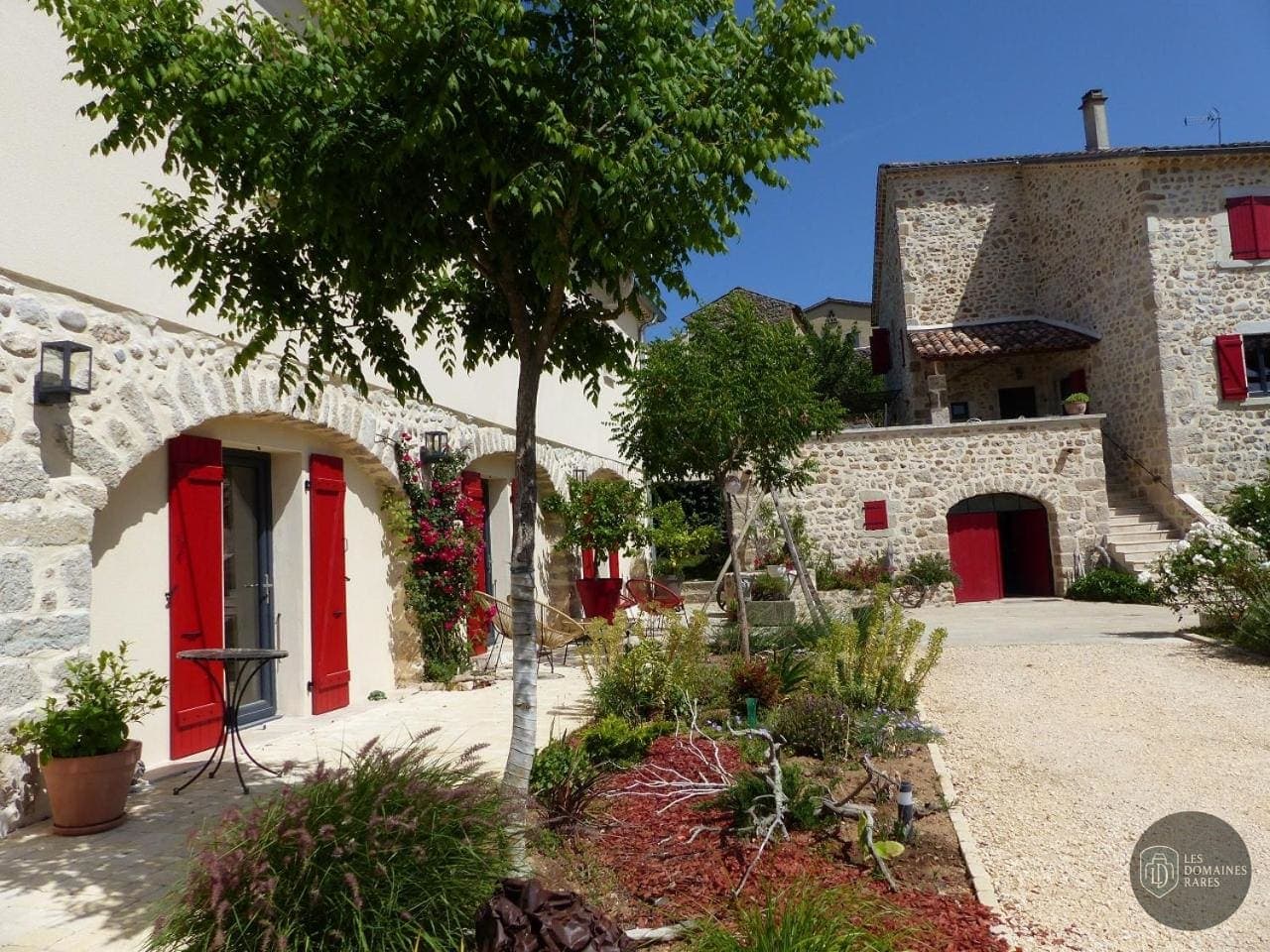 Clos de Mocberry — Extérieur