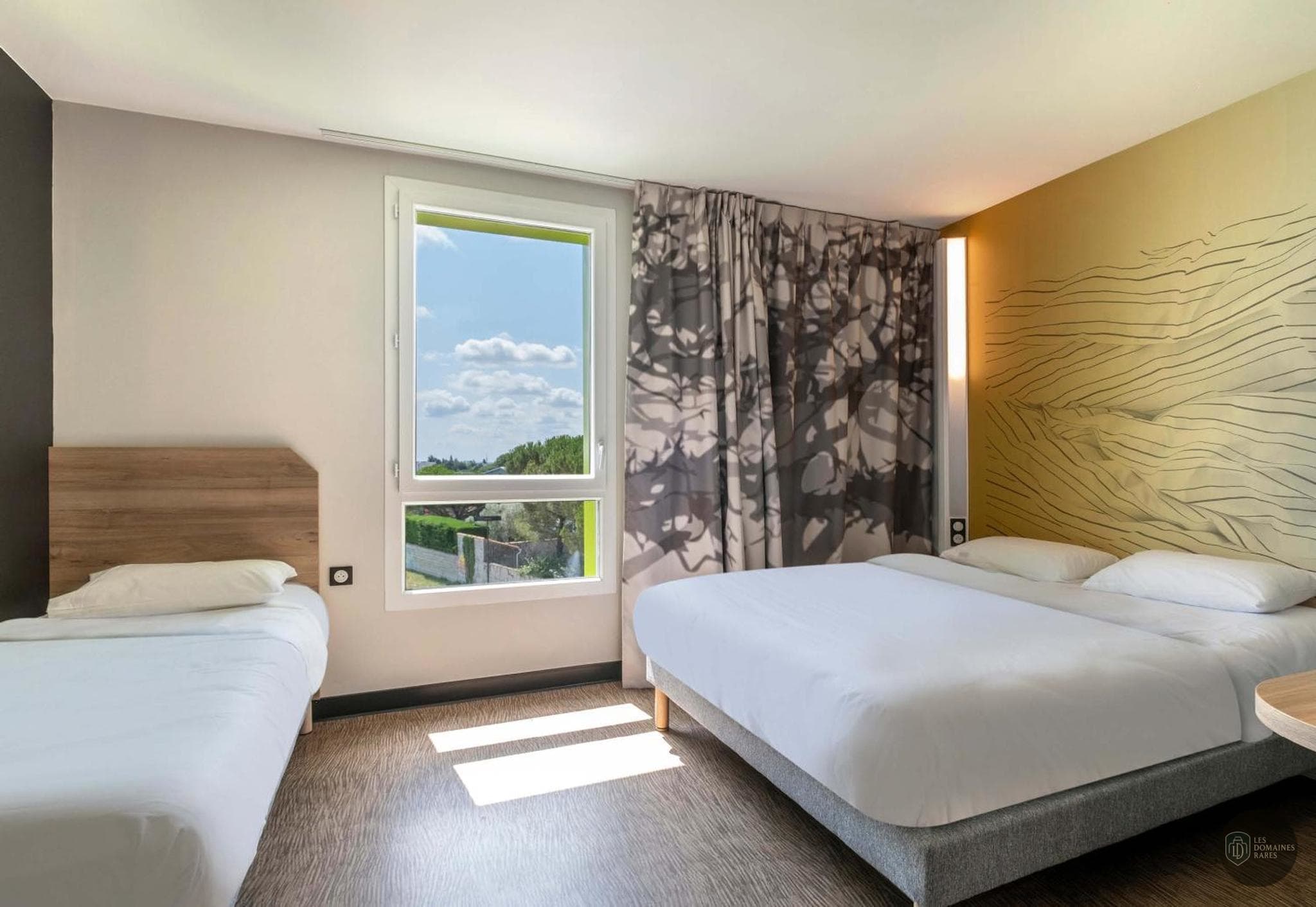 Comfort Hôtel saintes — Chambres