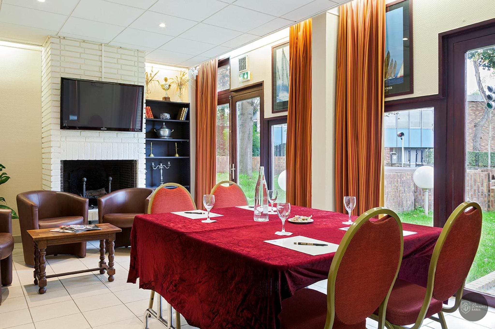 Restaurant de l'hôtel Comfort Hotel Cachan à Cachan en Île-de-France