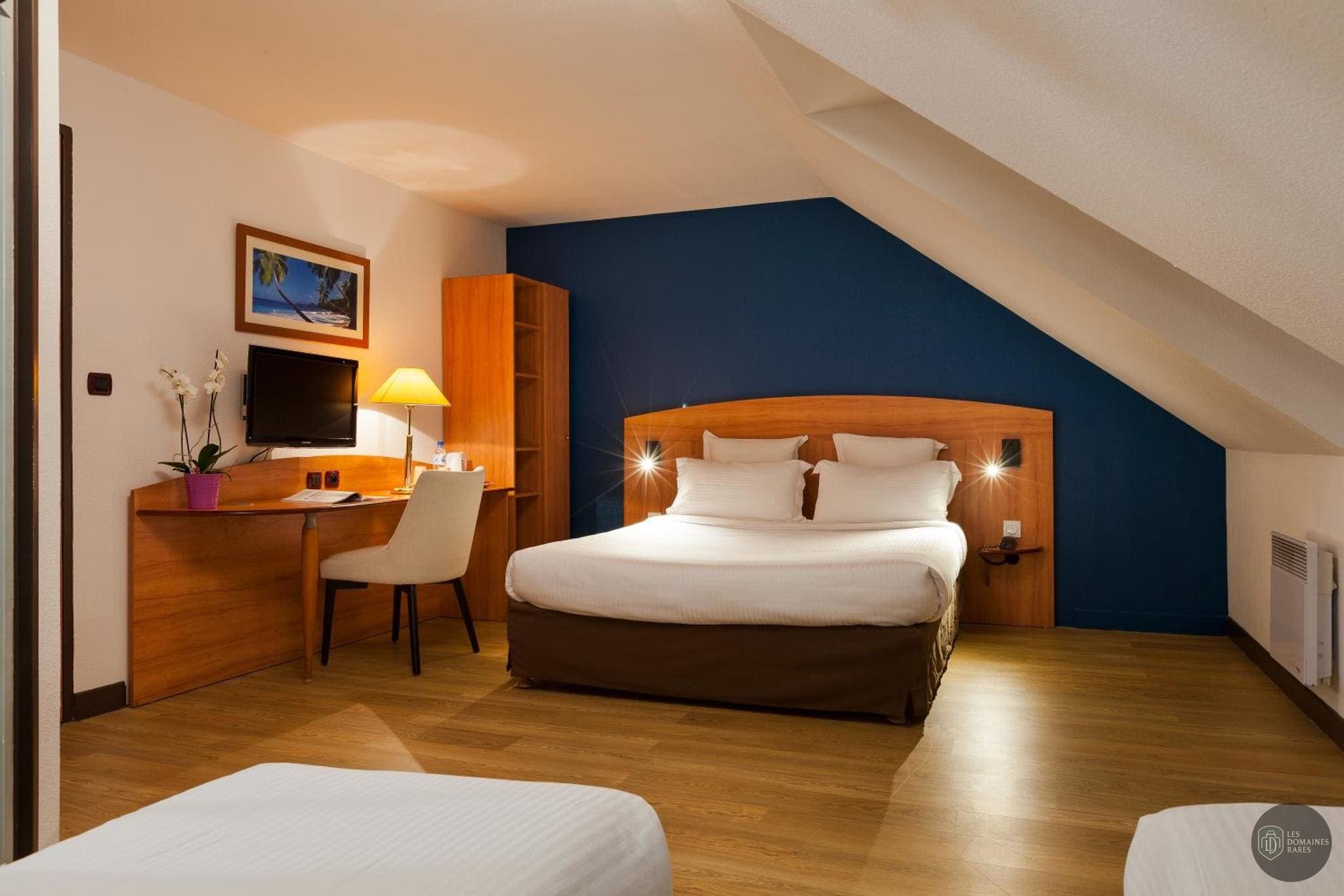 Vue extérieure de l'hôtel Comfort Hotel Evreux à Evreux en Normandie
