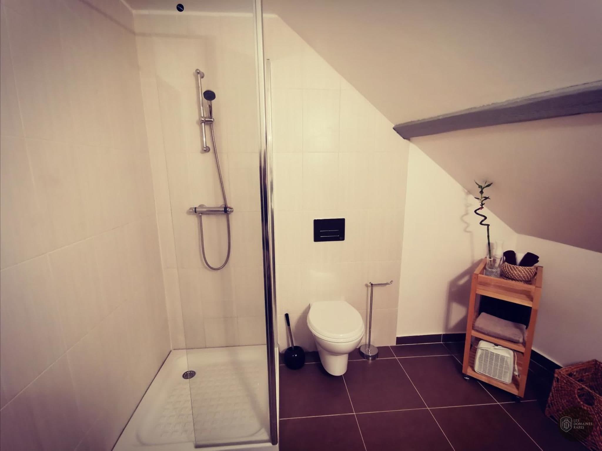 Salle de bain du lieu Cosy Chic à Paris en Île-de-France